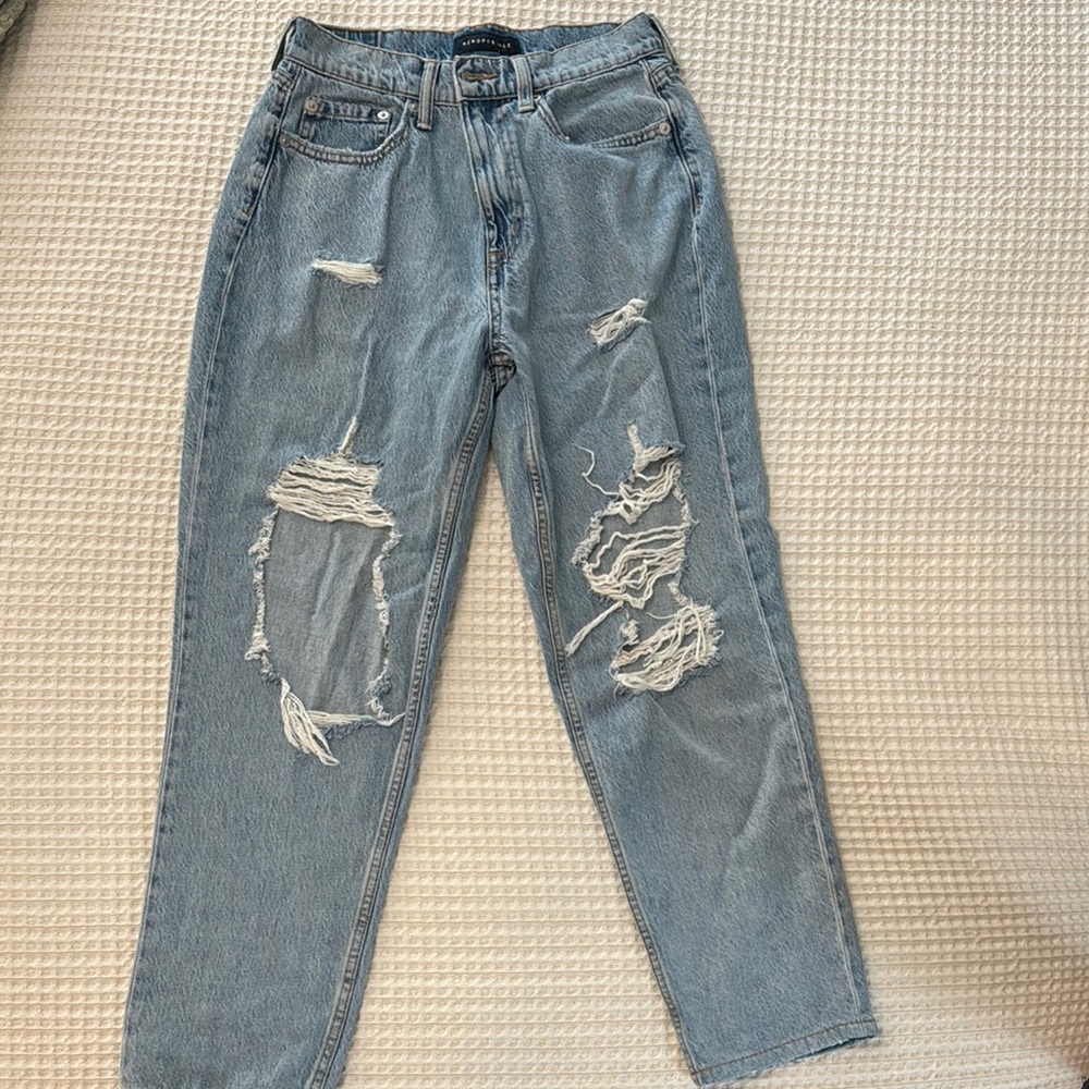 Aeropostale Light Blue Distressed Women Jeans